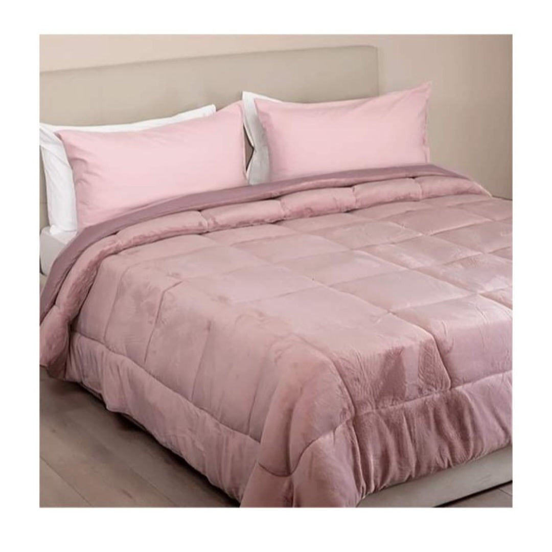 Trapunta matrimoniale in velluto coral sensitive.